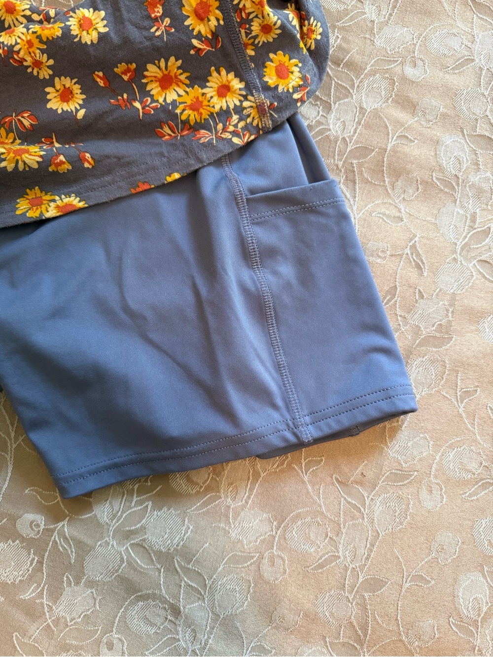 Toad & Co, Samba skort, size medium, pockets on shorts. Like new. - Picture 5 of 7